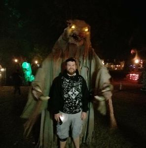 Meet your Posher, Christopher